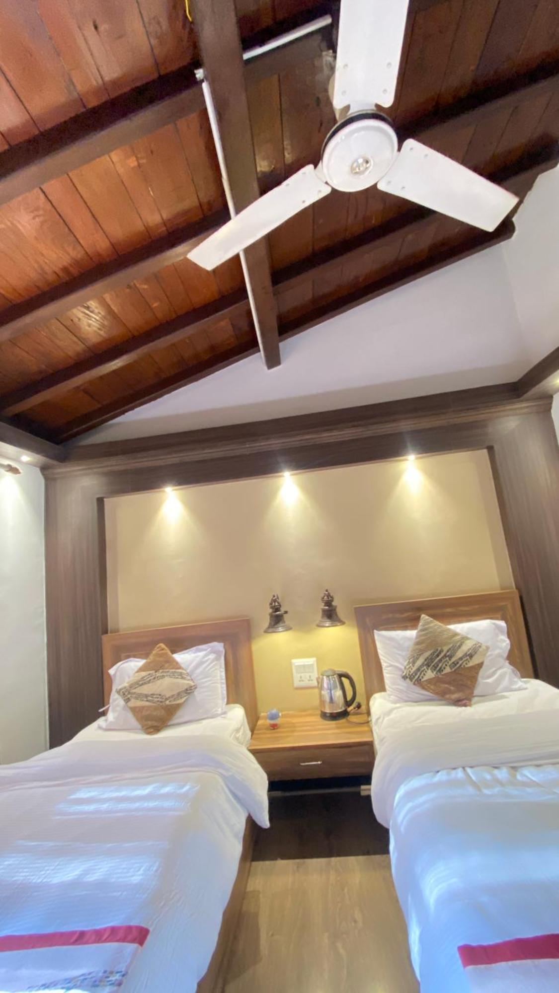 Shiva Guest House Bhaktapur Esterno foto